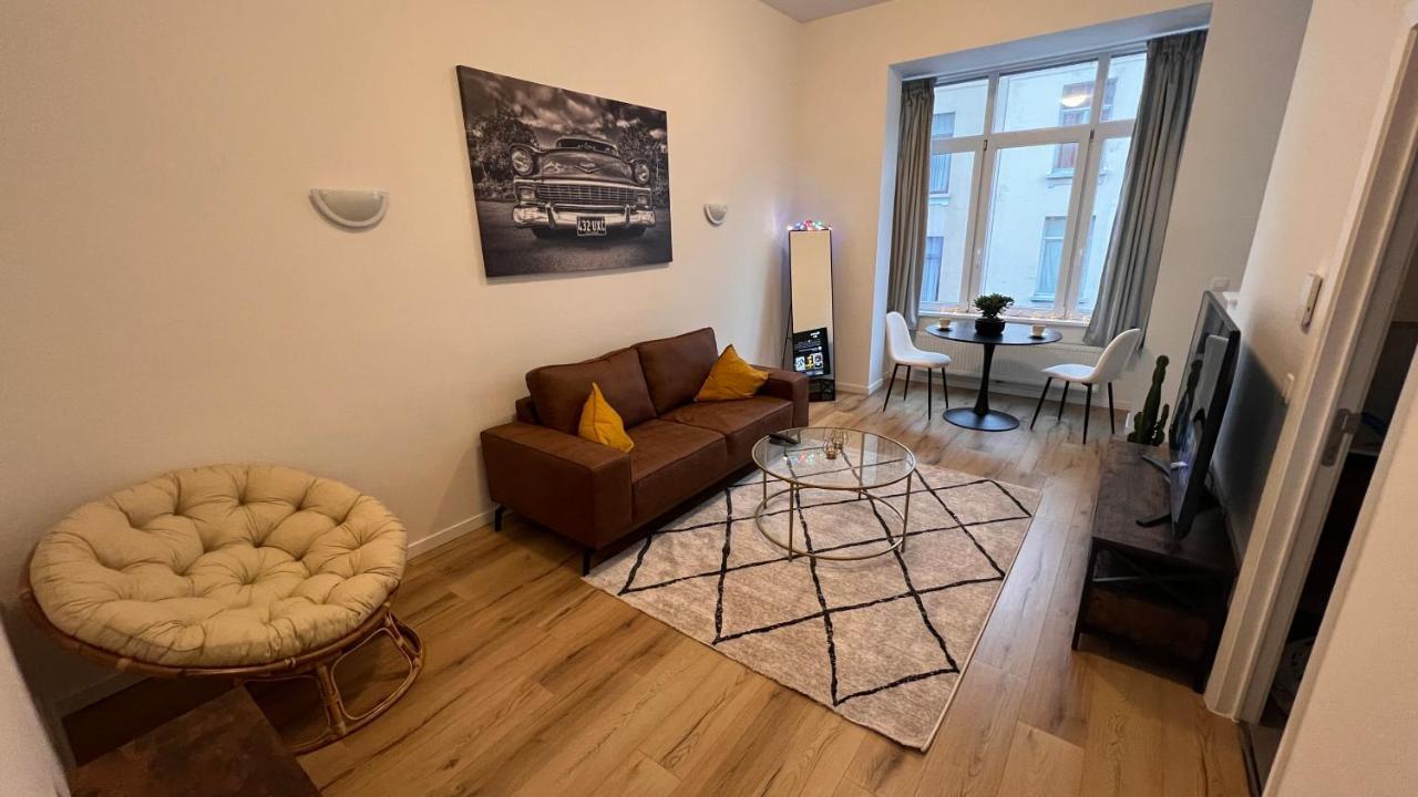Cozy South-Up Apartment Brussel Bagian luar foto